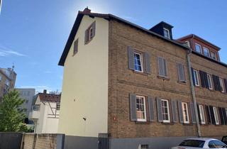 Haus mieten in Herzogstrasse, 60528 Niederrad, Viel Platz für den Alltag - Haus mit 8.5 Zimmern in Frankfurt Niederrad