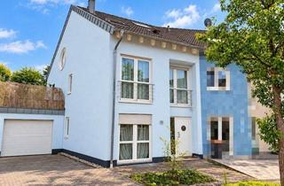 Wohnung mieten in 53844 Troisdorf, Besonderes Wohnen im Zweifamilienhaus – 3 Zimmer, zwei Bäder und Sonnenterrasse