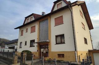 Mehrfamilienhaus kaufen in 63695 Glauburg, Glauburg - Freistehendes Mehrfamilienhaus mit 3 Wohneinheiten in Glauburg