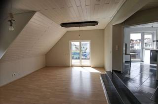 Wohnung mieten in 73529 Schwäbisch Gmünd, Schwäbisch Gmünd - Moderne 4,5-Zimmer Dachgeschosswohnung mit Balkon & EBK