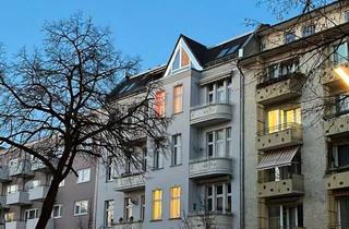 Wohnung kaufen in 12157 Berlin, Berlin - Sanierte freie 1-Zimmer-Wohnung mit Gartenanteil Innenhoflage