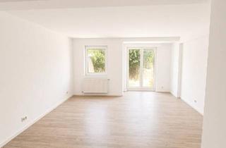 Wohnung kaufen in 50171 Kerpen, Kerpen - Eigentumswohnung 2 Zimmer, Kerpen Zentrum mit Garten