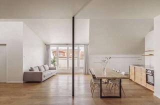 Wohnung kaufen in Wolliner Strasse 63, 10435 Mitte, Großzügiges Dachgeschoss mit bis zu 3,8 m Decken & Aufdachterrasse inkl. VW-Bulli