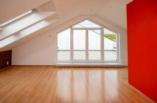 Wohnung kaufen in Cottbuser Straße 12b, 15711 Königs Wusterhausen, Stilvolle Dachgeschosswohnung mit großzügiger Terrasse im Herzen von Königs Wusterhausen