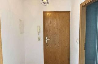Wohnung kaufen in Burkersdorfer Str., 08107 Kirchberg, Eigentumswohnung, Wohn- Schlafzimmer, Küche, Bad, Balkon und Garage in Kirchberg/Erzg.