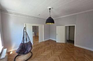 Wohnung mieten in 66798 Wallerfangen, *** Stilvolle Altbauwohnung oder Büroröume im Ortskern ***