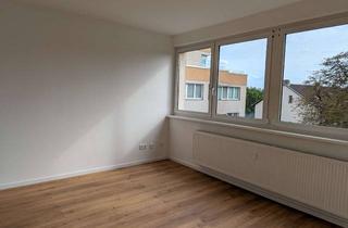Wohnung mieten in Marienfelder Allee 144, 12279 Marienfelde, Frisch sanierte 1 Zimmer Wohnung mit Einbauküche im Süden Berlins zu vermieten
