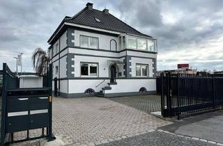 Wohnung mieten in Kölner Straße 157, 45481 Saarn, Exklusive, geräumige Wohnung mit Balkon in Mülheim an der Ruhr