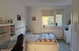 Wohnung mieten in 06130 Südstadt, Zwei Zimmer in Halle: Praktische Wohnung in der Südstadt
