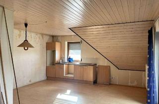 Wohnung mieten in 36100 Petersberg, Schöne Dachgeschoss-Wohnung mit Balkon in Petersberg-Steinau