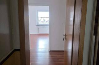 Wohnung mieten in 45136 Bergerhausen, Attraktive 3-Zimmer-Wohnung mit Balkon in Essen-Huttrop/Bergerhausen
