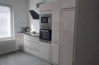Wohnung mieten in 45145 Holsterhausen, Tauschwohnung: 2 Zimmer in Essen III mit Balkon & Einbauküche gegen Wohnung in IV Essen
