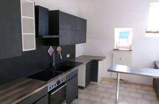 Wohnung mieten in Gartenstr. 67, 08223 Falkenstein, Falkenstein: 3 schöne Zimmer, Einbauküche, Badewanne
