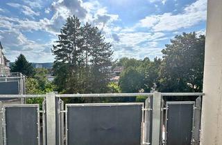 Wohnung mieten in Leipziger Straße 73, 66113 Saarbrücken, Helle renovierte 4-ZKB Wohnung mit Balkon in verkehrsgünstiger Lage