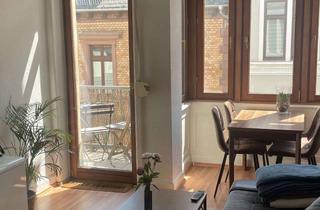 WG-Zimmer mieten in 65183 Wiesbaden, Zimmer in heller Altbauwohnung in Wiesbadens Altstadt