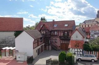 Einfamilienhaus kaufen in 35096 Weimar, Charaktervolles Einfamilienhaus mit Wintergarten und sonnigem Innenhof