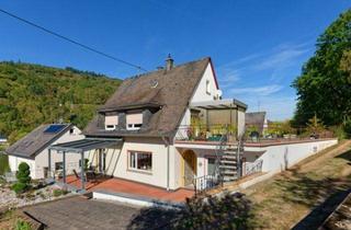 Einfamilienhaus kaufen in 56859 Bullay, Traumblick inklusive: Einfamilienhaus mit Einliegerwohnung und Moselblick in Bullay