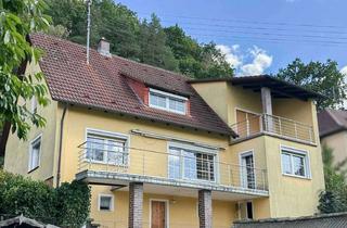 Einfamilienhaus kaufen in 96317 Kronach, Bezugsfrei & gut gepflegt: flexibles Einfamilienhaus mit Weitblick in Kronach-Friedrichsburg