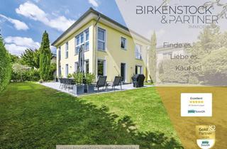 Villa kaufen in 50226 Frechen, Seltene Gelegenheit im Atrium von Königsdorf: freistehende Stadtvilla mit großzügigem Garten