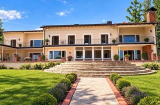 Villa kaufen in 84082 Laberweinting, Herrschaftliche Villa mit Panoramablick und ca. 25.000 m² Grundstück