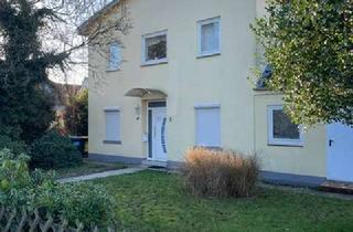 Wohnung kaufen in 28325 Ellenerbrok-Schevemoor, 2 Zimmerwohnung im DG mit Gartenanteil in Ellenerbrok-Schevemoor