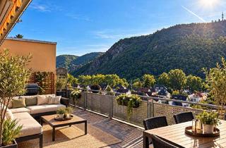 Wohnung kaufen in 55583 Bad Münster-Ebernburg, Außergewöhnliche 190 m² mit Panoramablick | 3 Außenbereiche | provisionsfrei
