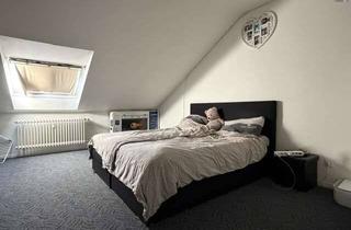 Wohnung kaufen in 40822 Mettmann, Renovierungsbedürftige 3-Zimmer Dachgeschosswohnung zur Kapitalanlage in Mettmann