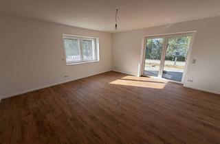 Wohnung mieten in Bergestraße 32, 37136 Ebergötzen, Erstbezug nach Sanierung: Schöne-3-ZKB-Wohnung mit Terrasse