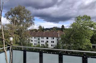 Wohnung mieten in Tannenbergstr. 15, 96450 Coburg, Moderne 2-Zimmer DG Wohnung mit EBK und Balkon ab 01.11.