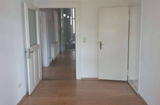 Wohnung mieten in 34454 Bad Arolsen, Zwei schöne 4 ZKB Altbau-Wohnungen ab 01.12.2026 in Mengeringhausen