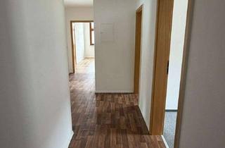Wohnung mieten in Hagenstraße 37, 39340 Haldensleben, Geräumige 4-Raum-Wohnung in zentraler Lage von Haldensleben