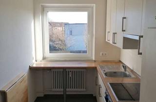 Wohnung mieten in Halstenbekerstraße, 25421 Pinneberg, 2-Zimmer-Wohnung (61m²) mit Balkon in Pinneberg - Thesdorf