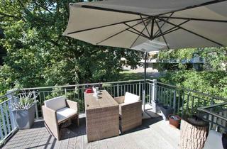 Wohnung mieten in 76530 Weststadt, Sonnige 2-Zi.-Dachgeschosswohnung