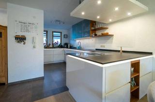 Haus kaufen in 89150 Laichingen, Großzügiges Zuhause mit Sauna, Balkon, Südterrasse und moderner Energietechnik