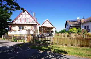 Haus kaufen in 96268 Mitwitz, Fachwerkhaus mit schönem Garten und überdachter Terrasse