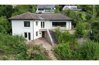 Haus kaufen in 34355 Staufenberg, Freistehendes EFH mit Fuldablick auf 1.787 m² nahe Kassel