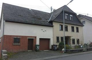 Einfamilienhaus kaufen in Mittelstraße, 56472 Hardt, solides Einfamilienhaus mit großem Garten und Garagen 142 m² Wohnfläche in Hardt