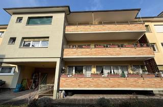 Wohnung kaufen in 63069 Offenbach, Großzügige 4-Zimmer-Wohnung mit Balkon und viel Potenzial zur individuellen Gestaltung