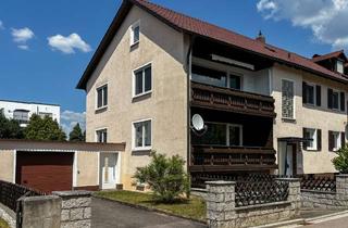 Haus kaufen in 93158 Teublitz, Zweifamilienhaus im Herzen von Teublitz