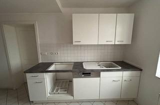 Wohnung mieten in Robert-Müller-Straße 16, 08056 Zwickau, Zweiraumwohnung mit Einbauküche in der schönen Bahnhofsvorstadt