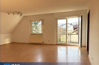 Wohnung kaufen in 74392 Freudental, Kurzfristig beziehbar: großzügige 4-Zi.-Maisonette-Wohnung, in ruhiger Ortslage m. Balkon u. TG