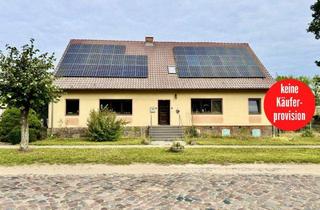 Einfamilienhaus kaufen in 17329 Nadrensee, HORN IMMOBILIEN ++ Einfamilienhaus in Nadrensee mit viel Platz, großem Garten, Kamin und PV‑Anlage.