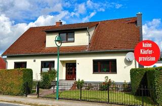 Haus kaufen in 17375 Mönkebude, HORN IMMOBILIEN ++ ehemalige Dorfschule in Haffnähe mit Einliegerwohnung, Mönkebude bei Ueckermünde