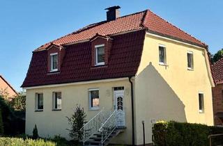 Haus kaufen in 17094 Burg Stargard, Burg Stargard - Ein-Zweifamilienhaus in Top-Lage von Burg Stargard (ohne Makler)