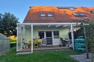 Haus kaufen in 04626 Schmölln, Schmölln - Reihenendhaus mit kleinem Garten in Waldnähe