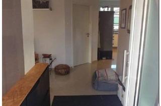 Wohnung kaufen in 51375 Leverkusen, Leverkusen - Schöne, vermietete 3 Zimmer-Eigentumswohnung, 67 m² in Schlebusch
