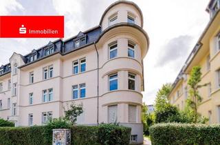 Wohnung kaufen in 60320 Dornbusch, Frankfurt-Dornbusch: Charmante Vierzimmer-Dachgeschosswohnung mit flexibel gestaltbarer Raumaufteilu