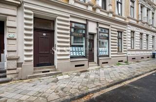 Wohnung kaufen in 40211 Pempelfort, Altbaucharme in Düsseldorf-Pempelfort: Modernisierte 2-Zimmer-Wohnung mit laufenden Mieteinnahmen