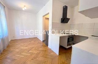 Wohnung kaufen in 73525 Schwäbisch Gmünd, Eine 3-Zi.-Whg für alle, die Altbaucharme und zentrale Lage zu schätzen wissen