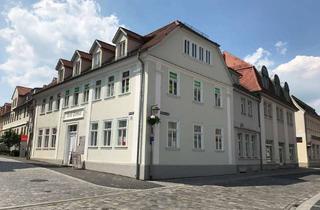 Wohnung mieten in Marktplatz 11, 99610 Sömmerda, Zentrales Wohnen am Marktplatz: Helle Dachgeschosswohnung im Herzen von Sömmerda